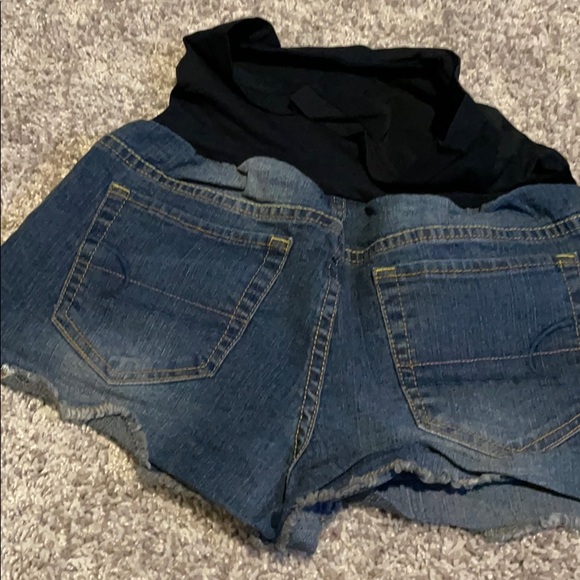 Planet Motherhood Maternity jean shorts Size M - Picture 4 of 6